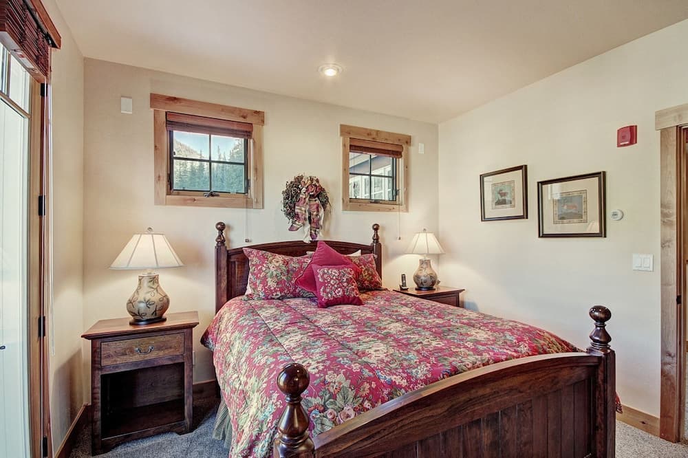 6508 Settlers Creek Townhomes