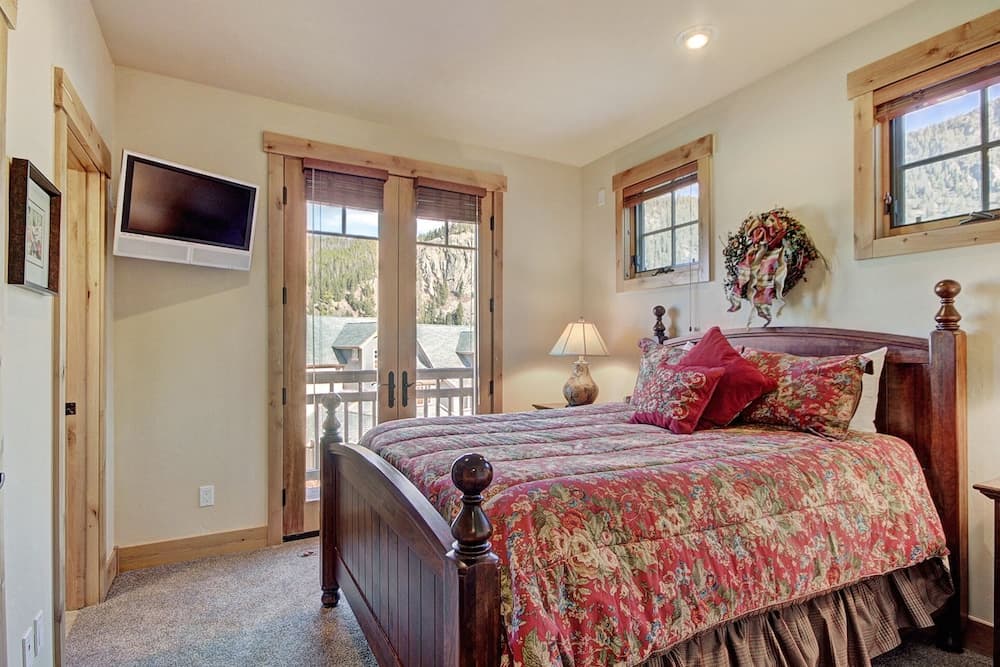 6508 Settlers Creek Townhomes