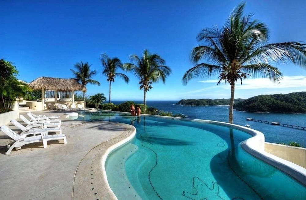 C. Punta Sta Cruz 2BR