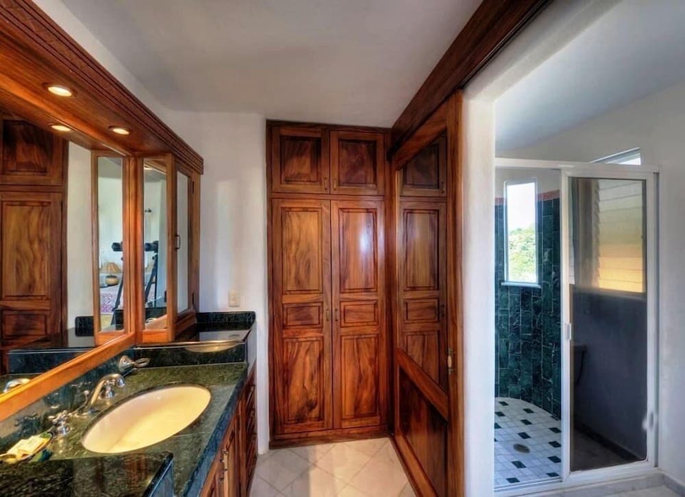 C. Punta Sta Cruz 2BR