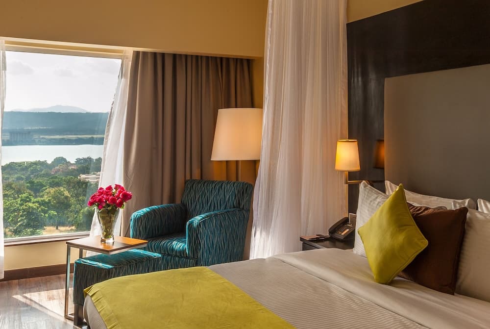 Acacia Premier Hotel