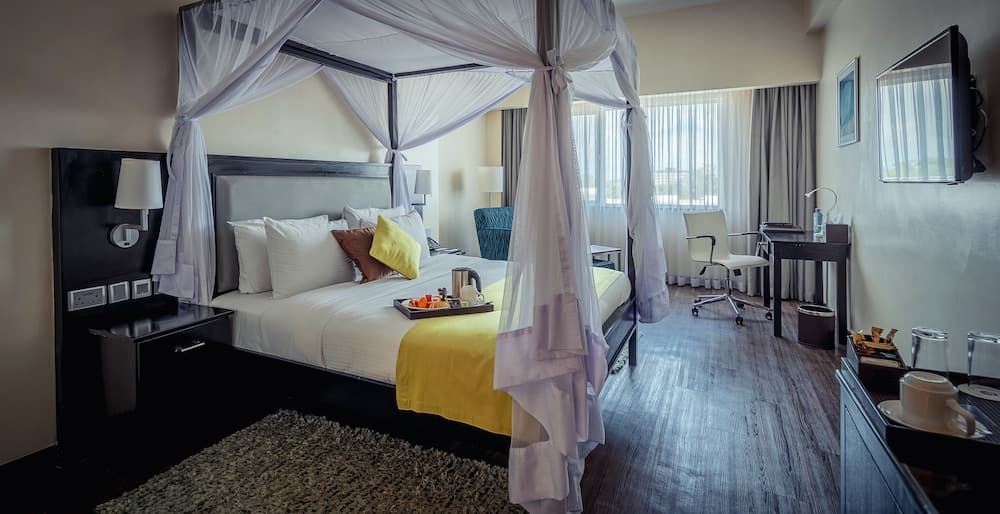 Acacia Premier Hotel