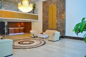 Golden Treasure Tower Family Apartment