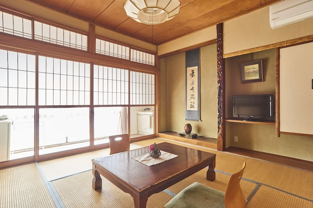 Tsukasaya Ryokan
