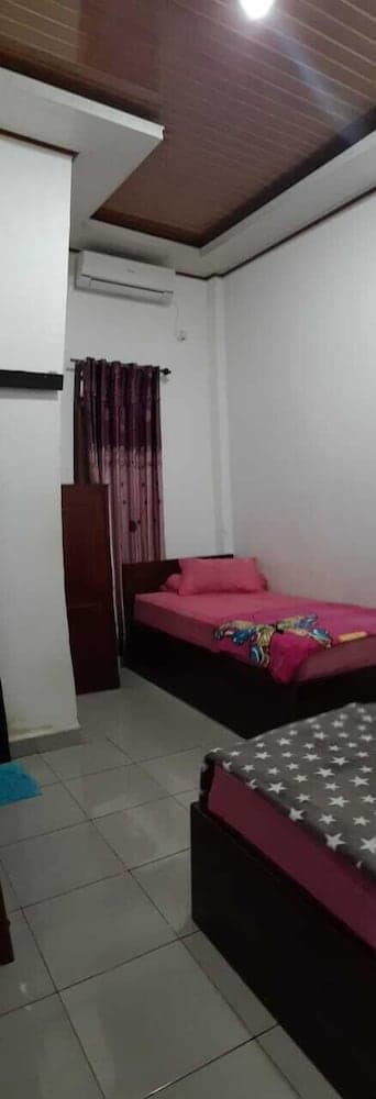 Losmen Ibu Hj. Tarjo