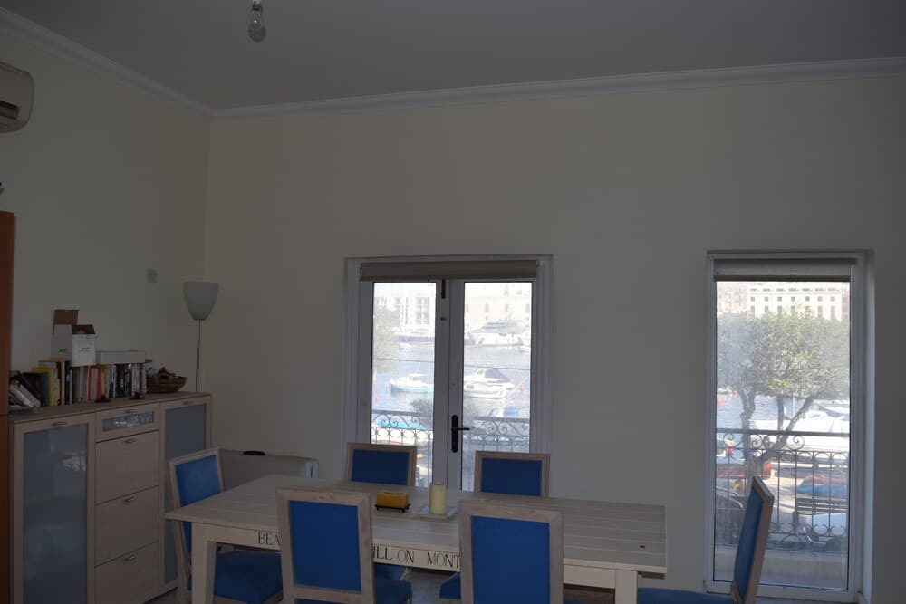 Senglea Seafront Apartment