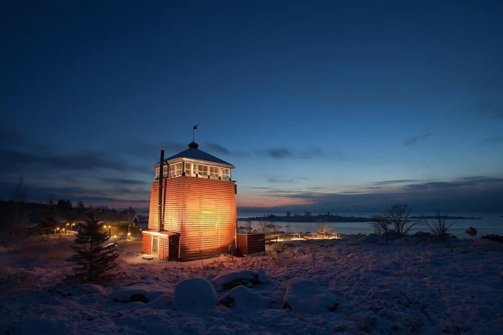 Kalle's Inn Glass Houses