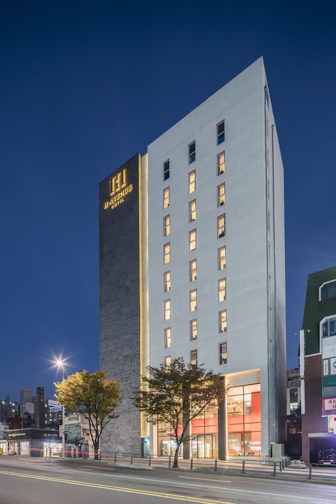 hotel image