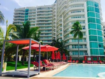 Bay View Grand Marina 1BR