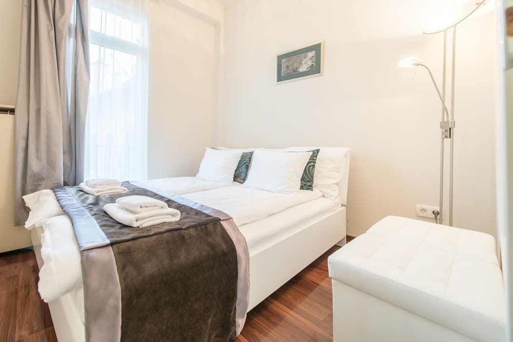 Venus Apartments - Liberty Bridge