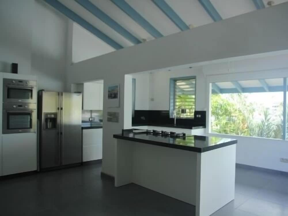 Luxury 3 bedroom Villa at Water's Edge