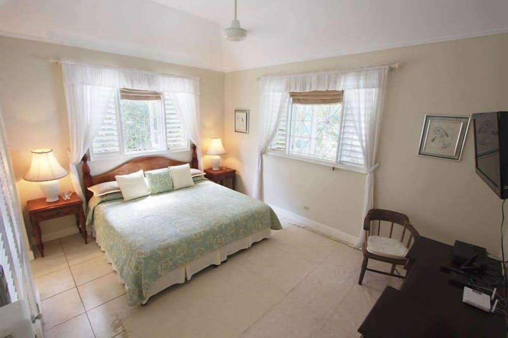 Sea Haven - Discovery Bay 2BR