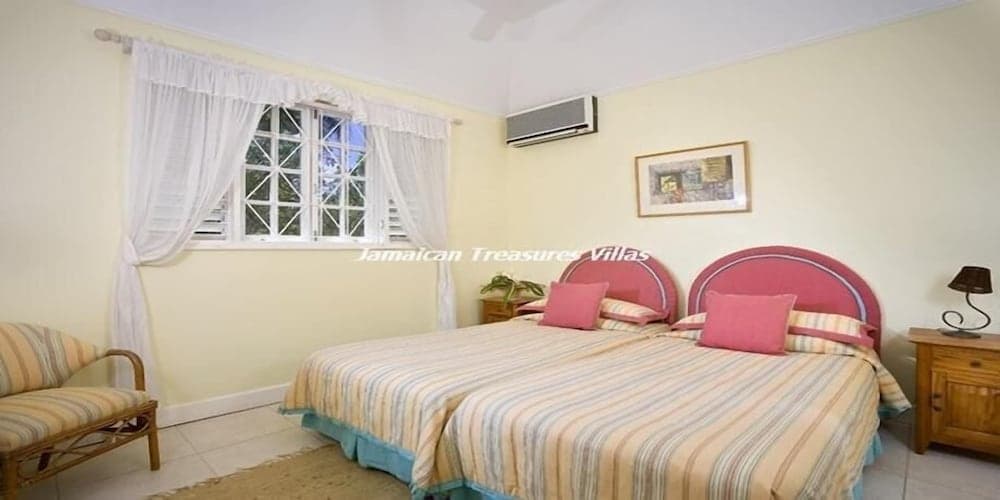 Sea Haven - Discovery Bay 2BR