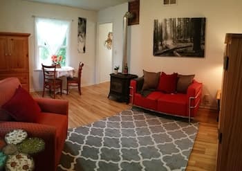 Cute Smarthouse Granite near Lake 1