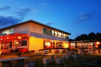 Samui Lakeside Hostel - Adults Only