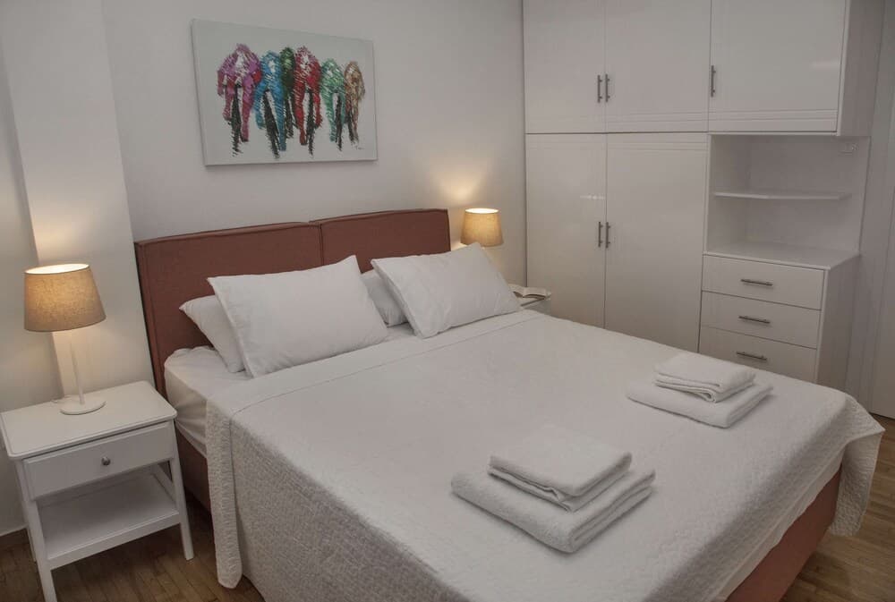 Exceptional Penthouse near Acropolis Museum by GHH