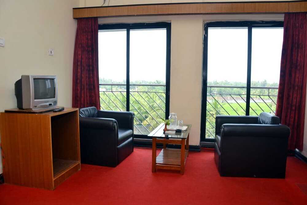 Hotel Dolphin - Bhakkhali