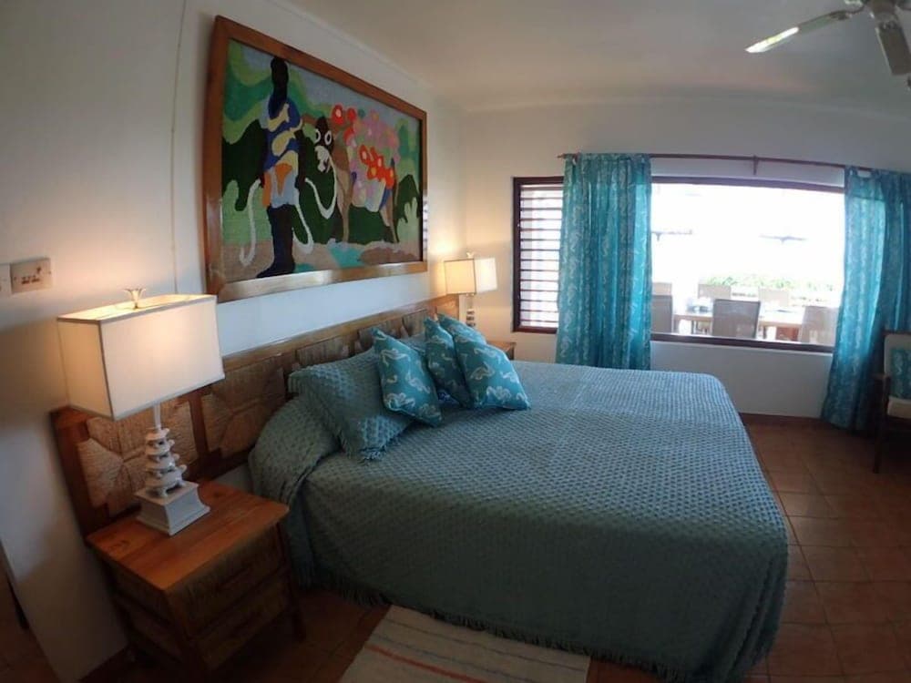 Tumac Villa, 4BR by Jamaican Treasures