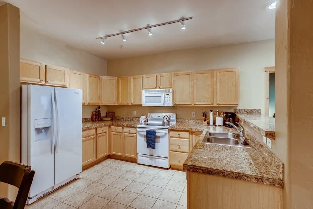 Lodge at Riverbend #207