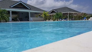 Ocho Rios Villa at Coolshade X