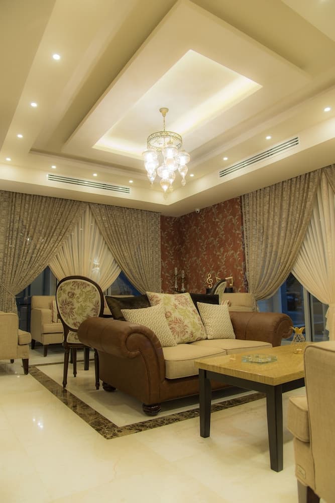 Shams al weibdeh hotel apartment