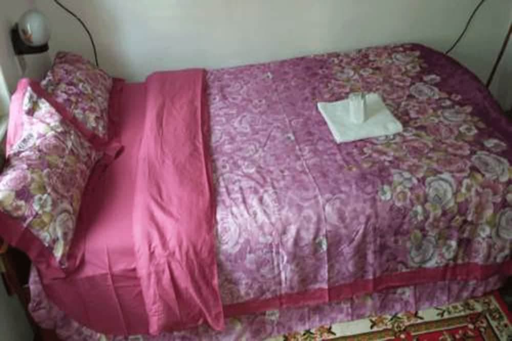 Galaxy Inn Guest House