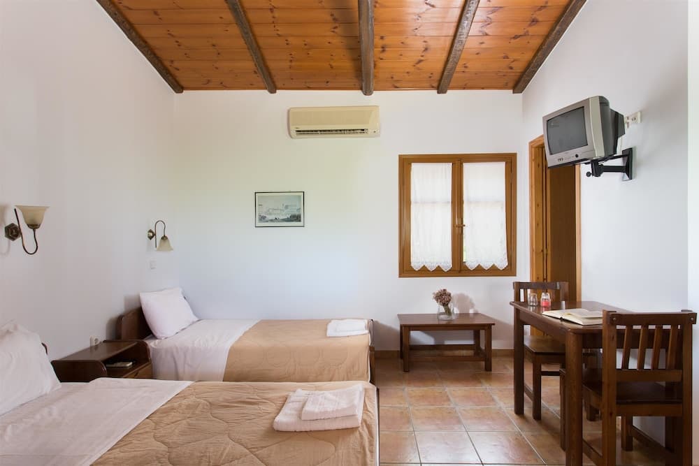 Georgia's Houses - Melitzanakia