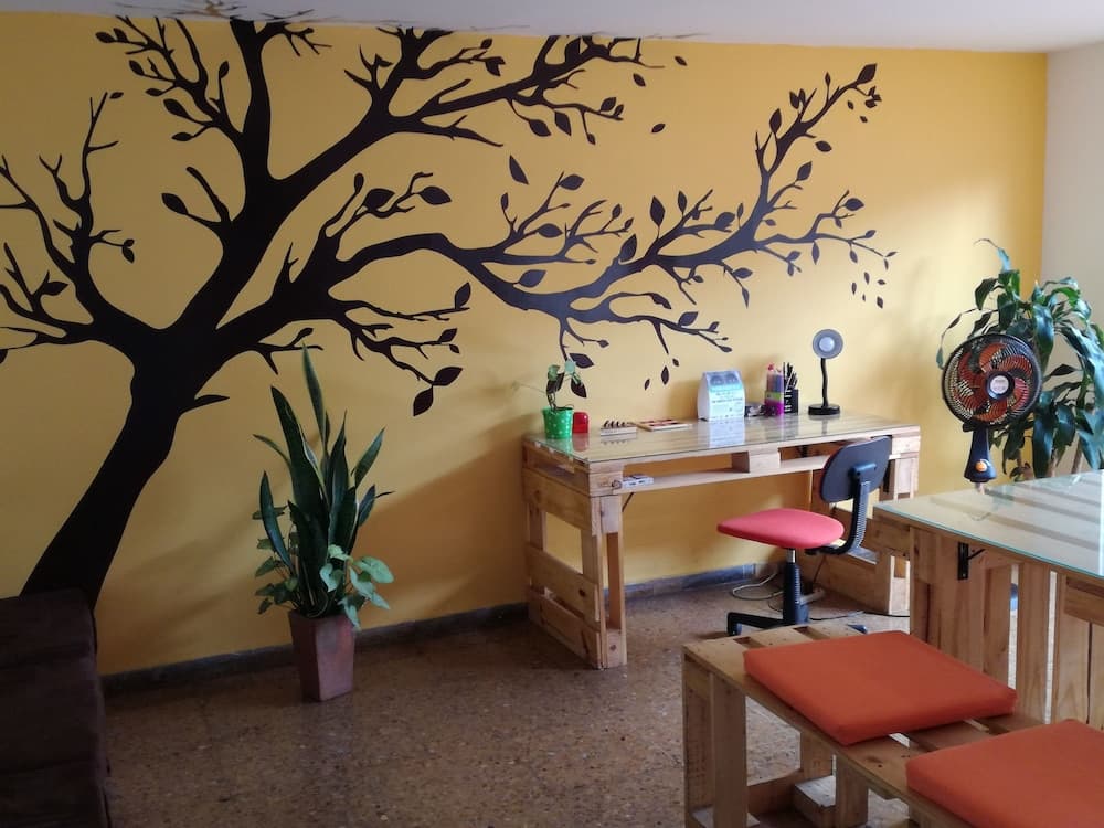 Colour House Perfect Location