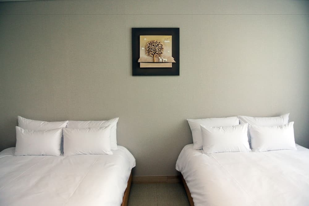 Jeju Noblesse Tourist Hotel