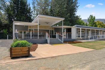 Bright Riverside Holiday Park