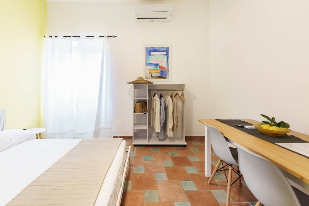 Le Grand Bleu - Gioia Apartments