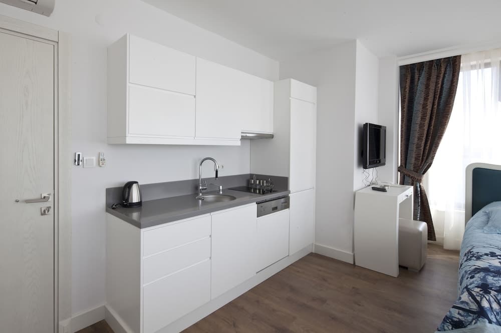 Molton Kabatas Hotel