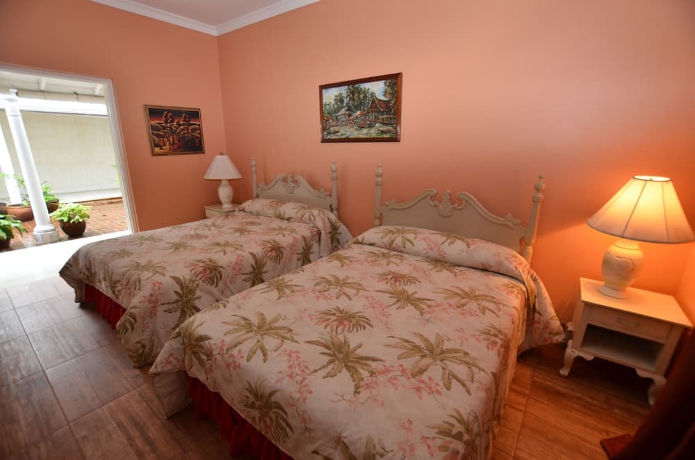 Villa Manana, Ocho Rios 5BR