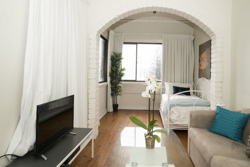 Ocean Front Building On Bondi Beach