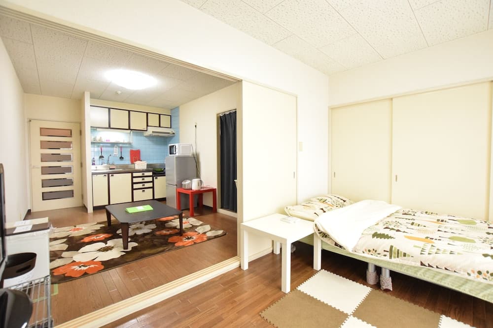 Moriguchi Apartment