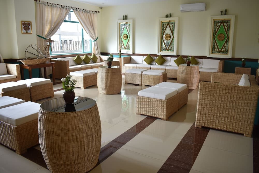 Nyaung Shwe City Hotel