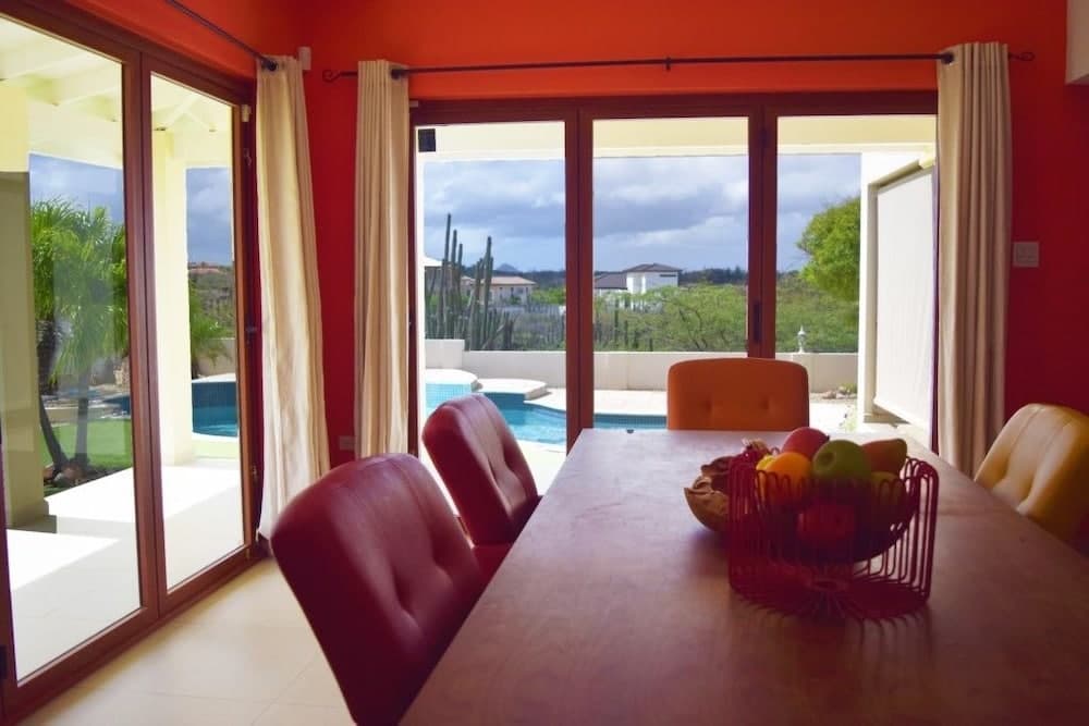 Villa Tropical Breeze