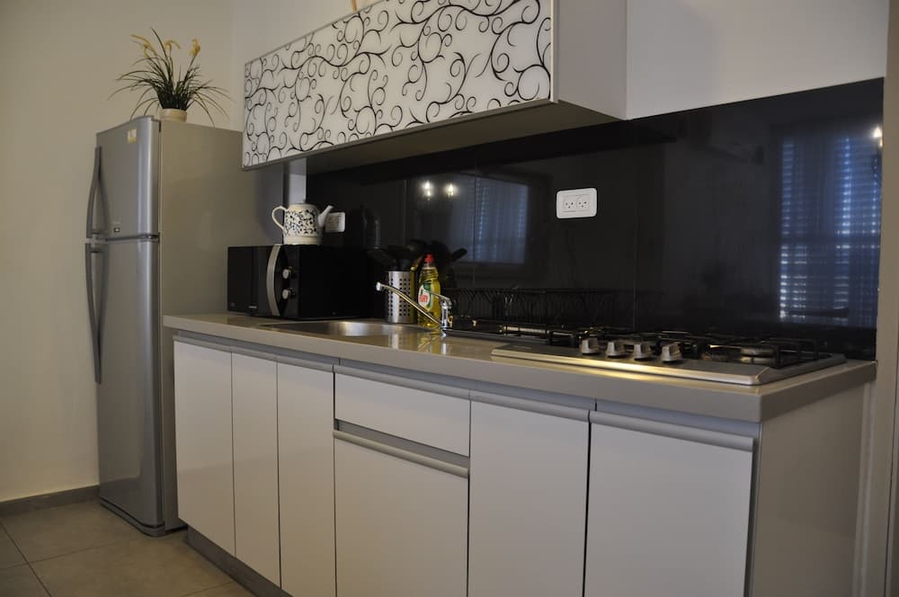 Isra Home Rothschild 8-3 Apartment