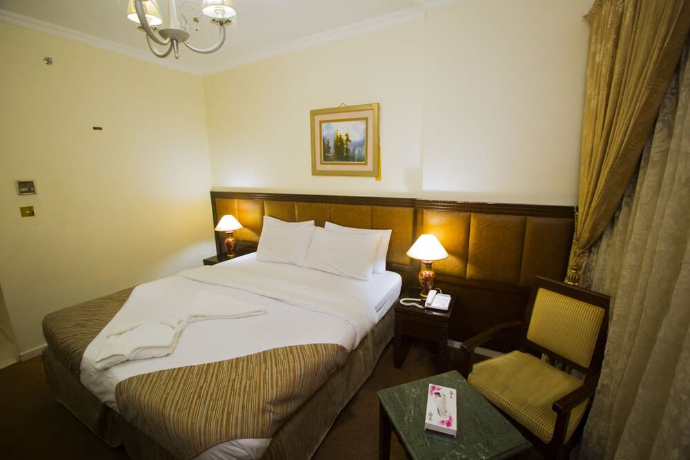 Anwaar al zahra hotel