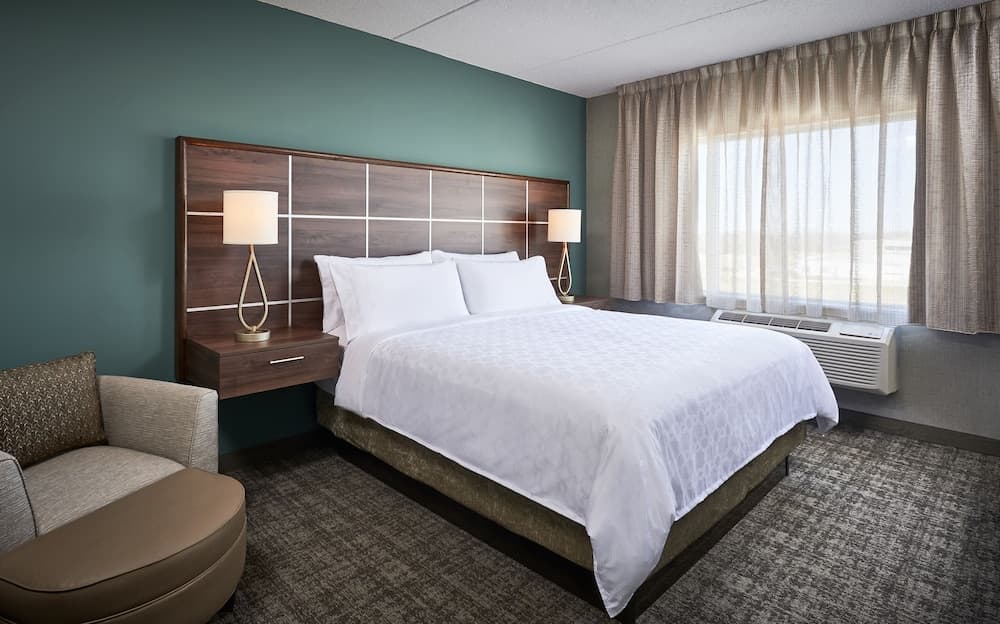 Staybridge Suites Niagara-On-The-Lake by IHG