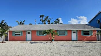 Coral by the Sea 3052, Sleeps 6, Walk to Beach