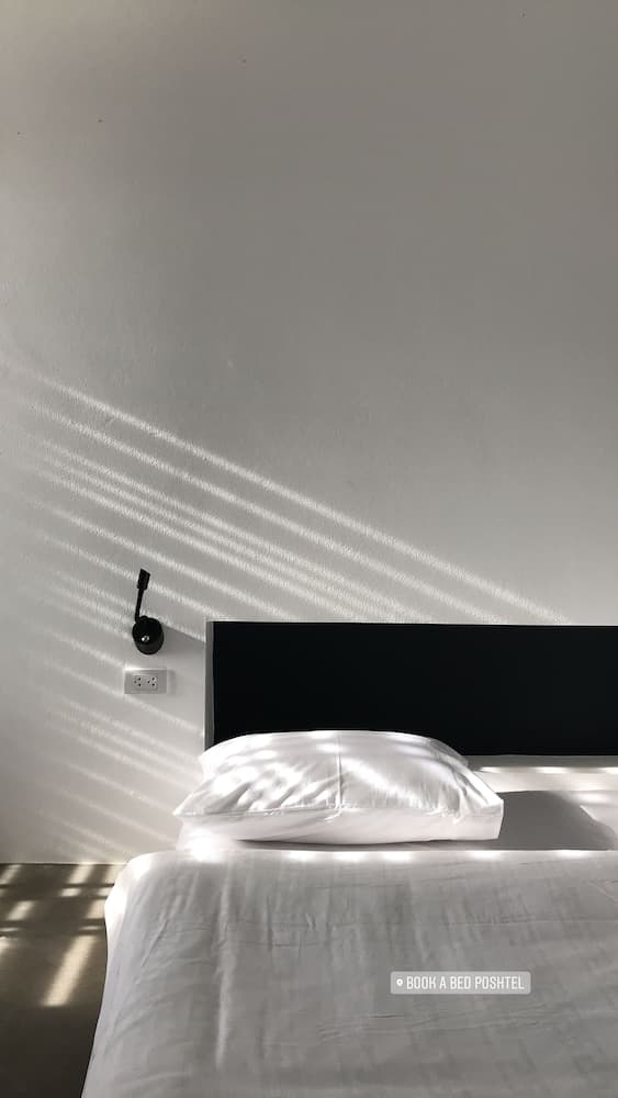 Book a Bed Poshtel - Hostel