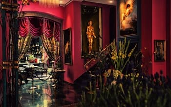 Dorsia Hotel & Restaurant