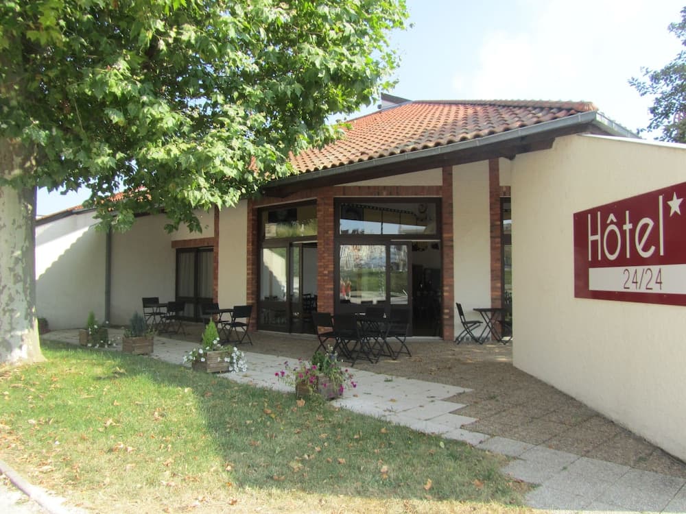 hotel image