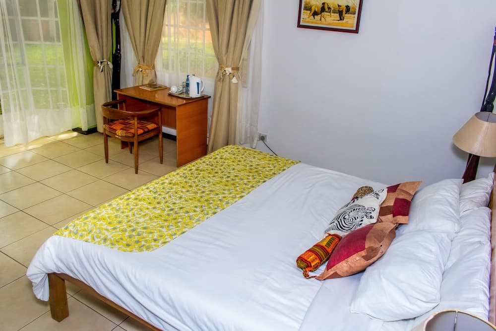 Adlib Executive Lodge