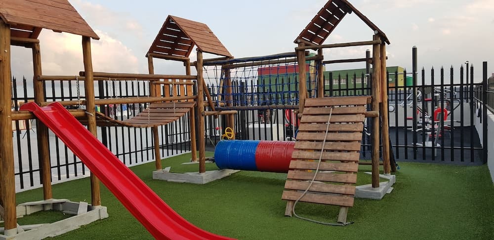 Brownstone Backpackers