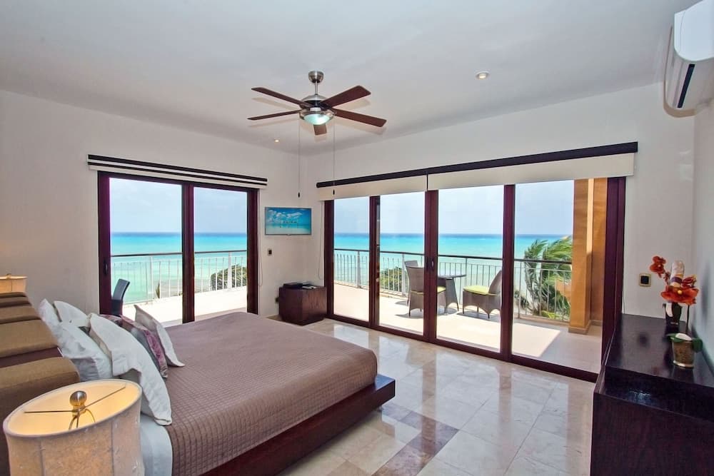 Faro Surf 408 by NAS