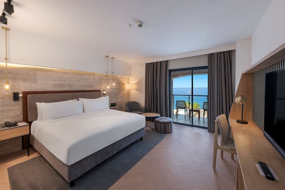 DoubleTree by Hilton Antalya-Kemer All-Inclusive Resort