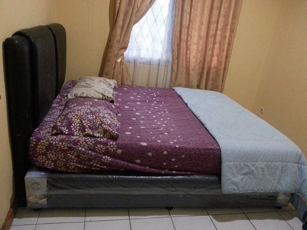 Villa Kota Bunga Cosmos