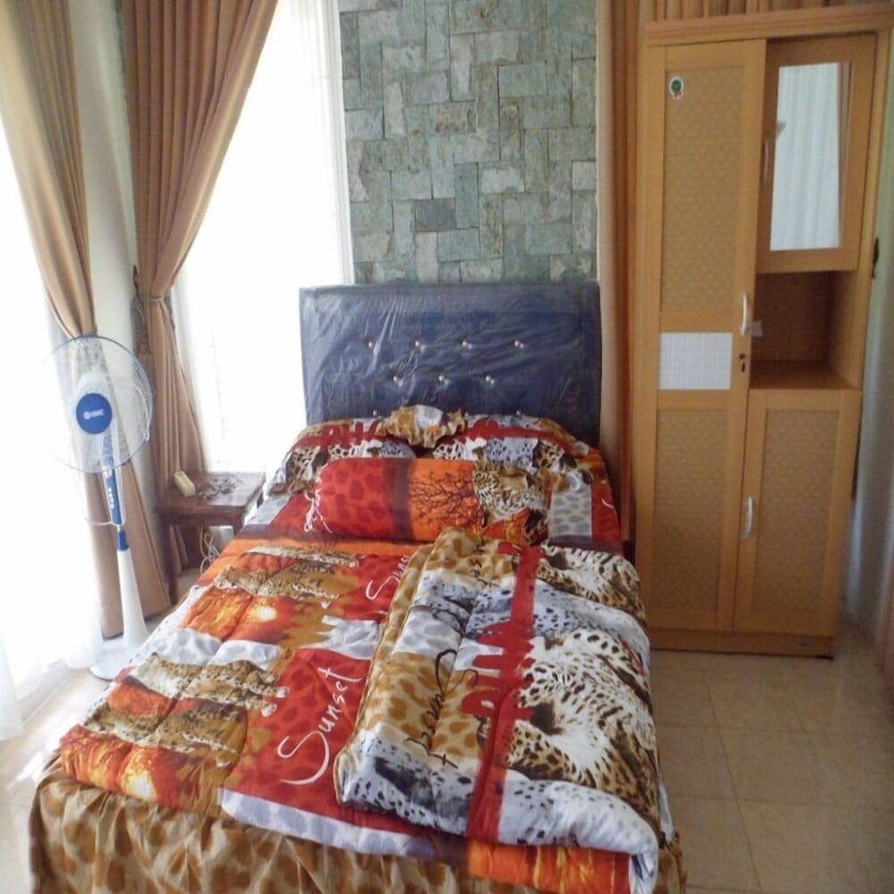 Villa Kota Bunga Teratai